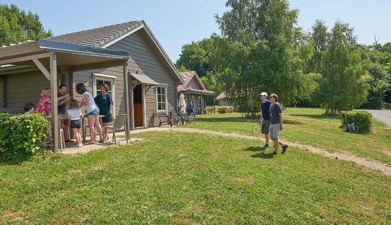 Le Camping Grand Cerf Hotell Gimouille Eksteriør bilde